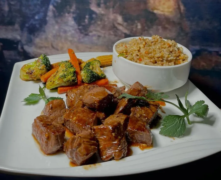 Ogi Teppanyaki Sushi Bar