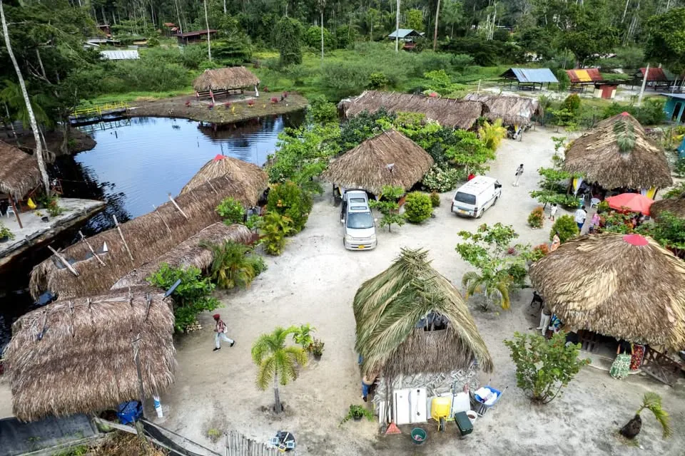 Jadah-Lauren Resort in Para