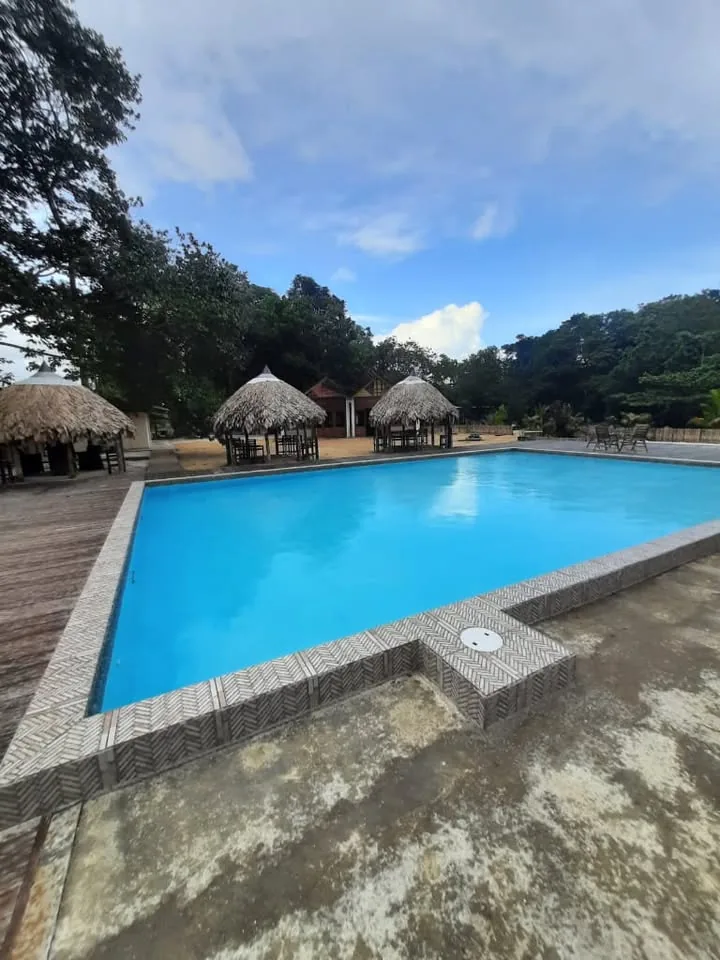 Alkebuland Resort in Para