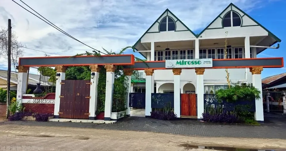 Mirosso in Paramaribo