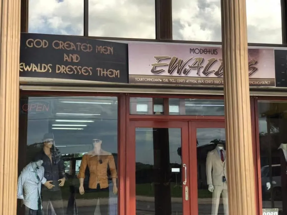 Ewald's Modehuis in Paramaribo