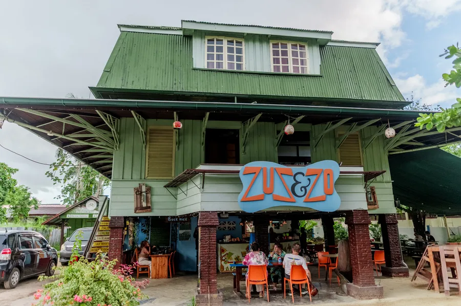 Zus & Zo Cafe