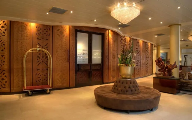Savannah Casino Hotel
